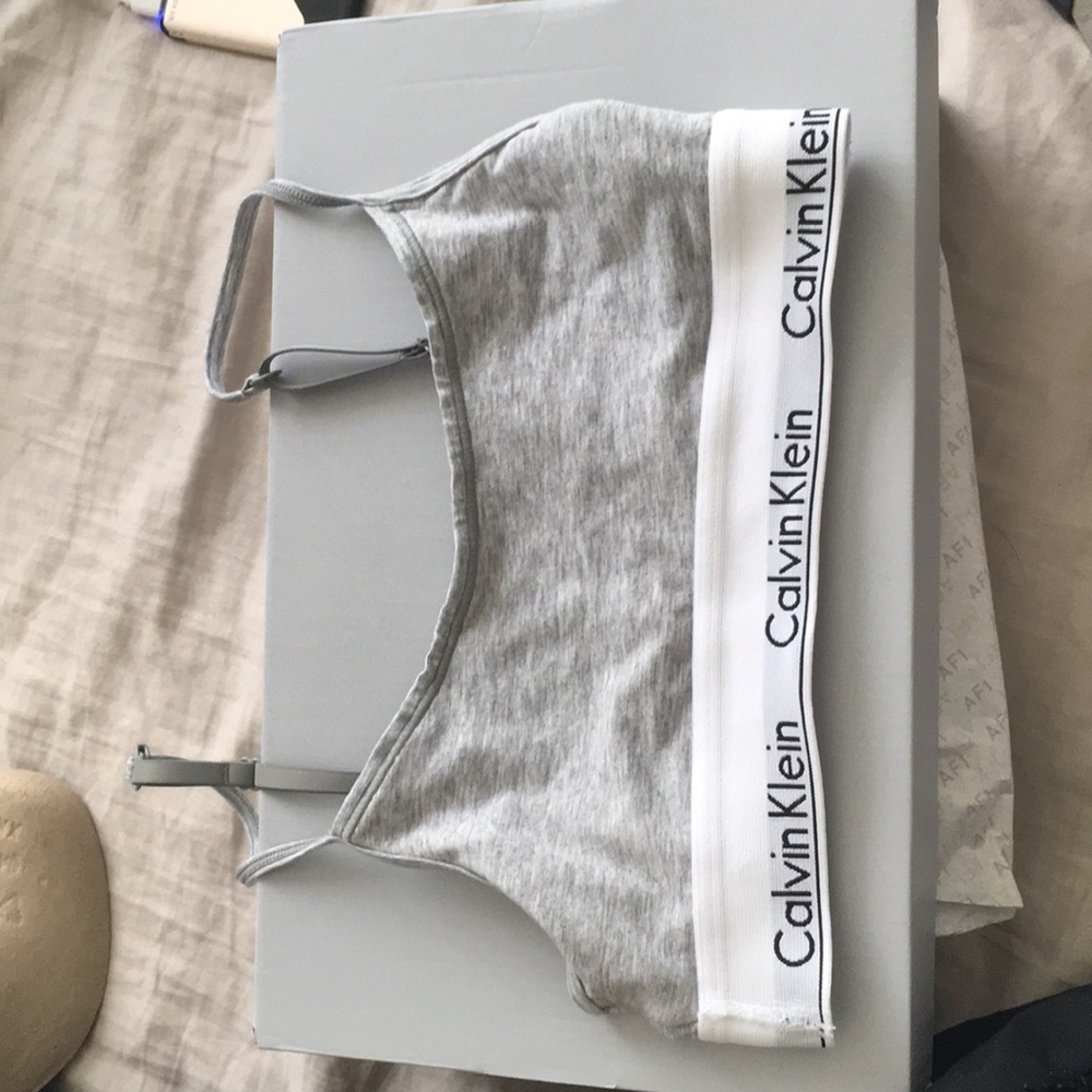 small calvin klein bra